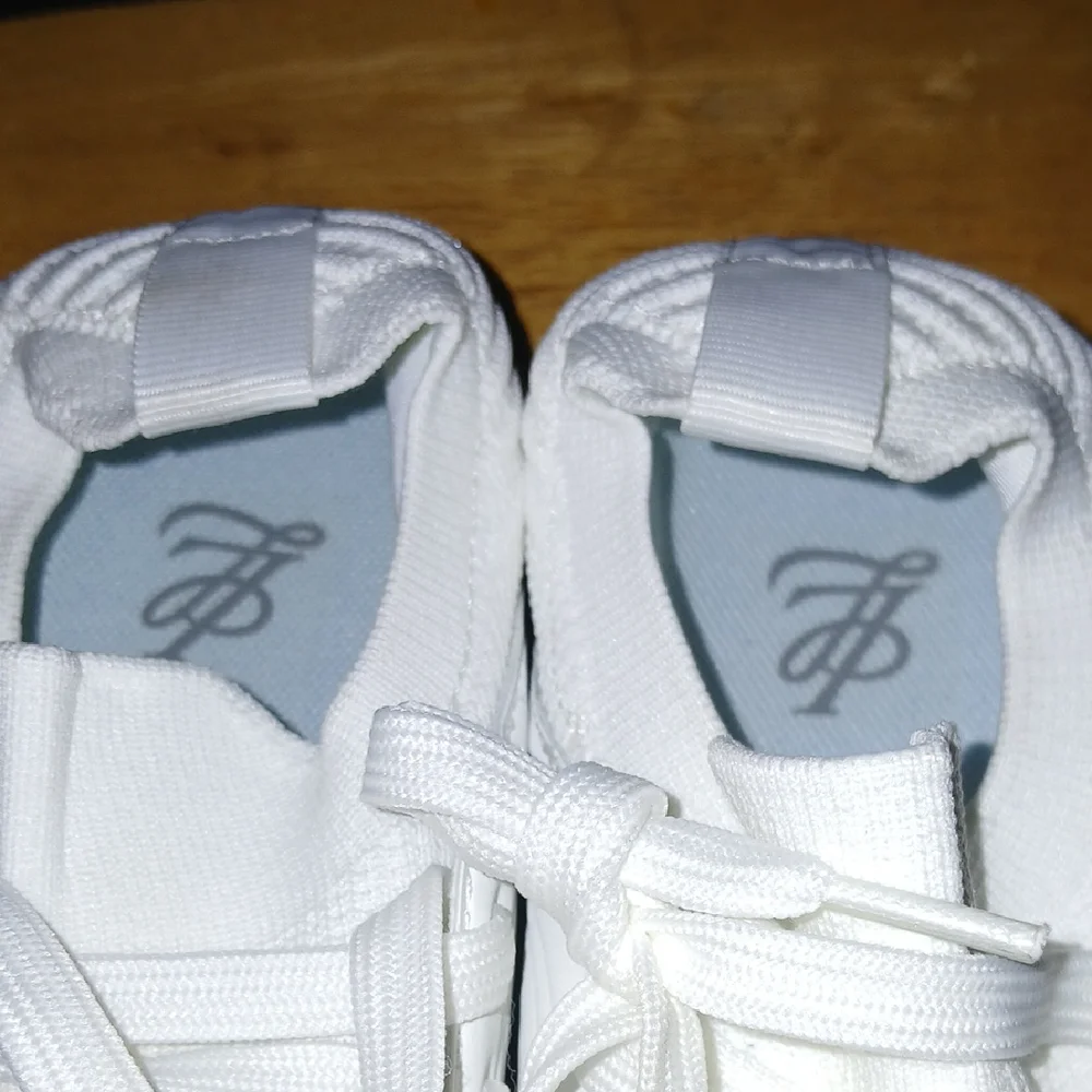 Relaxfeet White Sneakers with Gum Soles.
